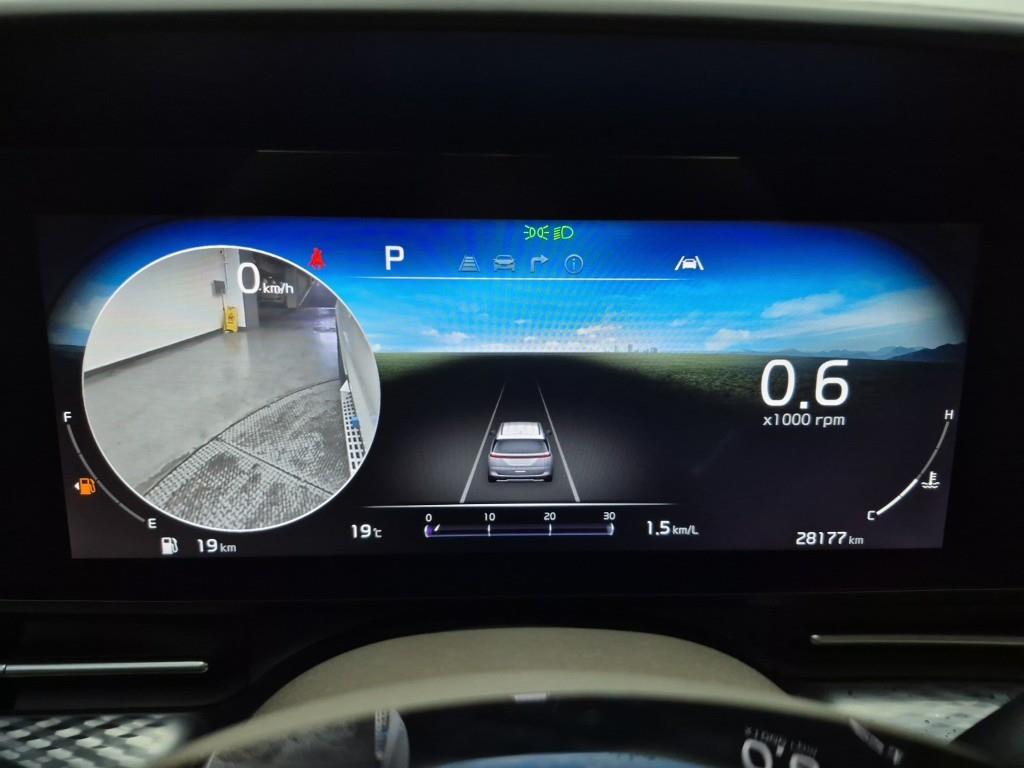 KIA Carnival - Vista 7