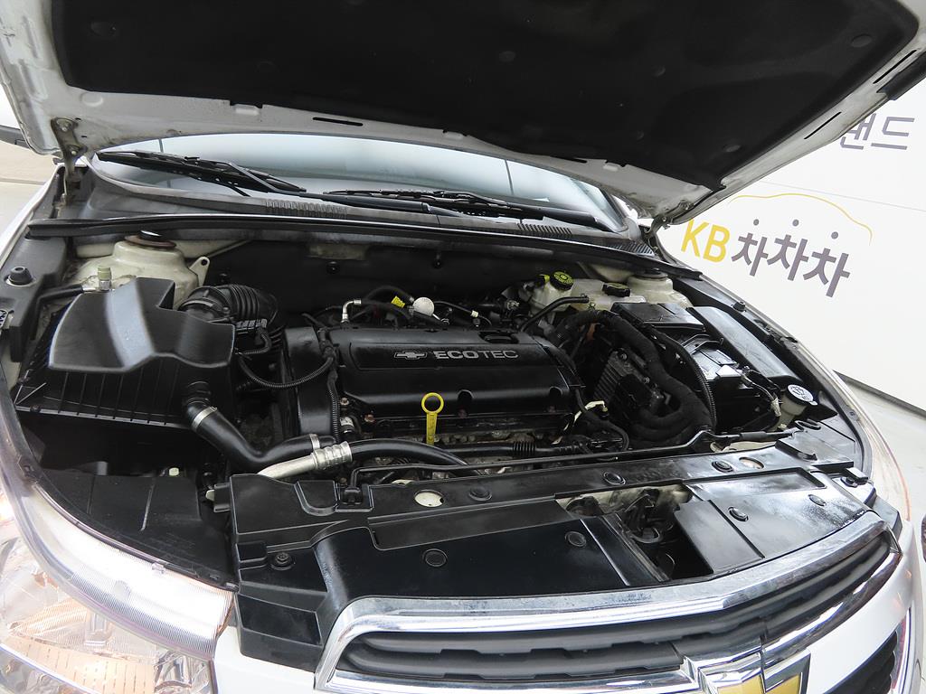 Chevrolet Cruise 2014 Blanco - Importación desde Corea - HF Imports Iquique - Foto 18