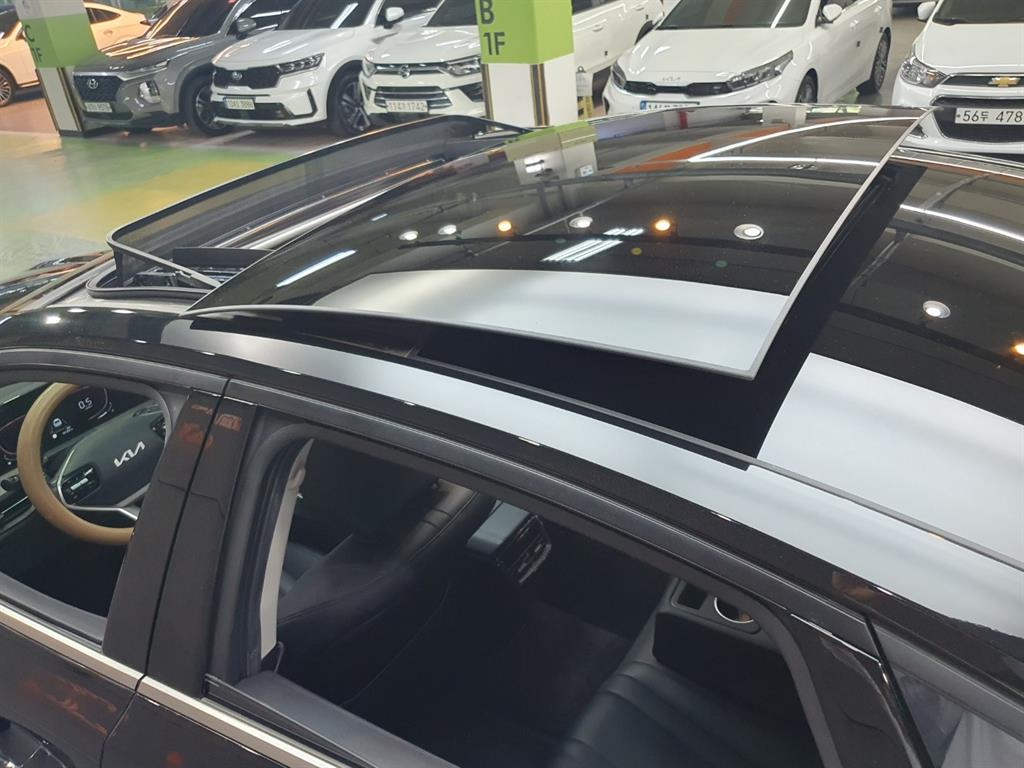 KIA K8 2023 Negro - Importación desde Corea - HF Imports Iquique - Foto 17