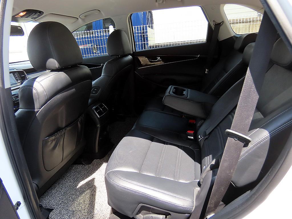 KIA Sorento - Vista 6