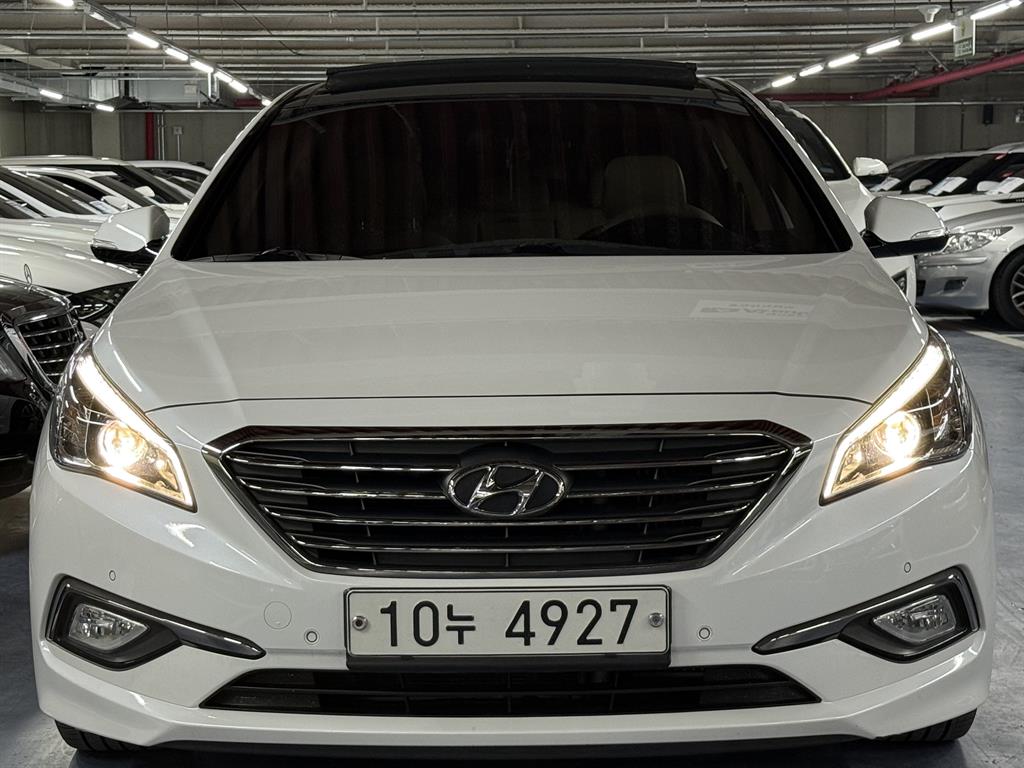HYUNDAI Sonata - Vista 2