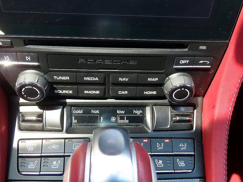 Porsche 718 2022 Rojo - Importación desde Corea - HF Imports Iquique - Foto 17