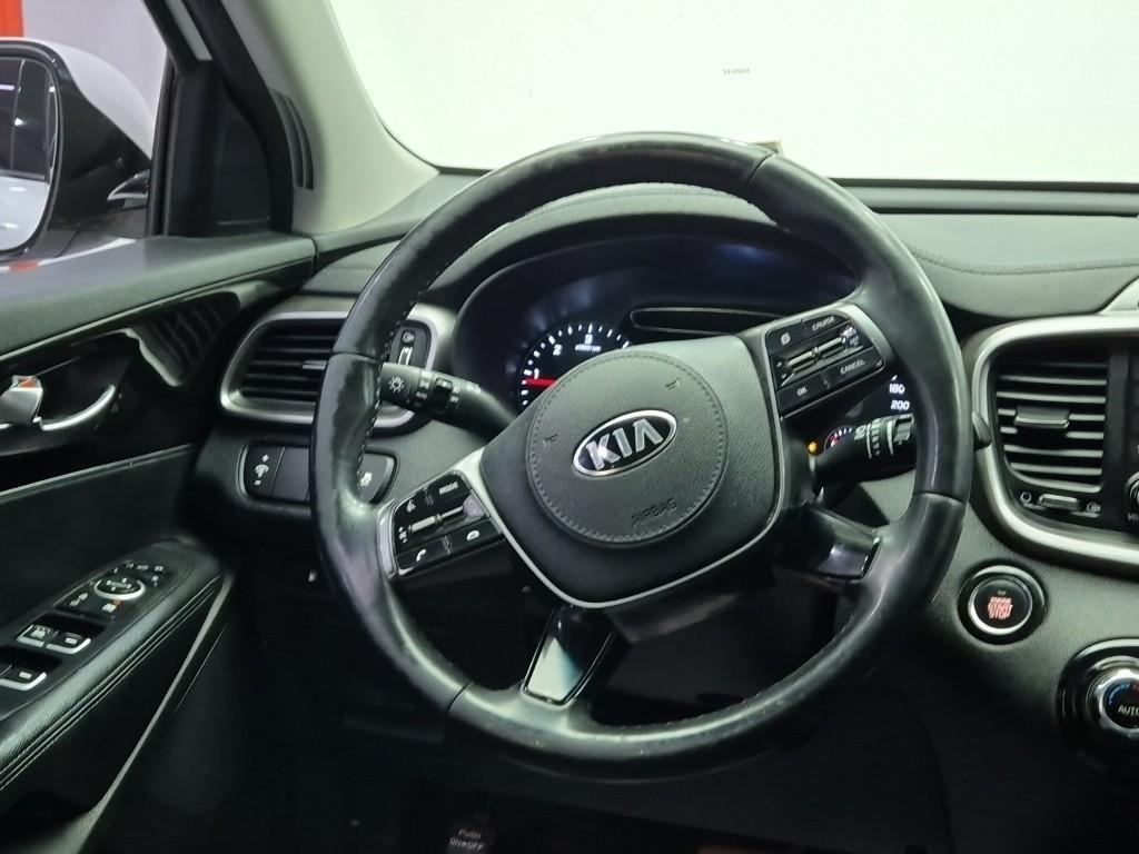 KIA Sorento - Vista 9