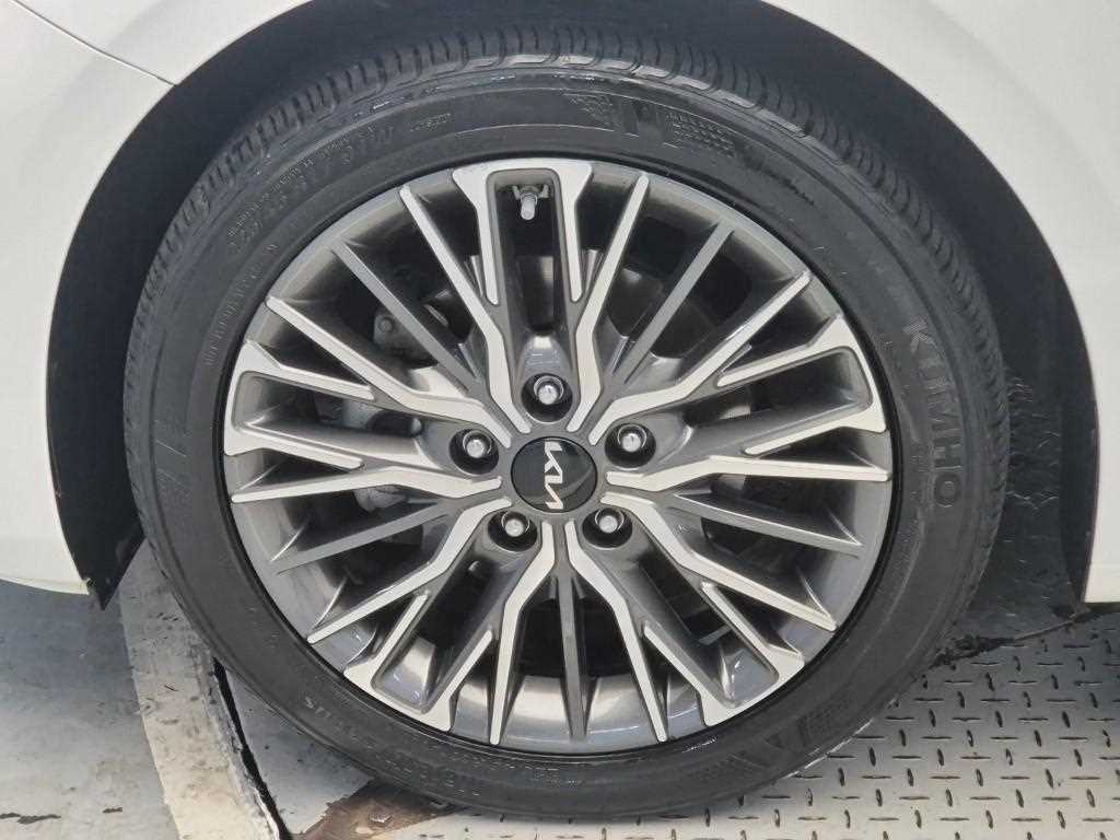 KIA K3 2022 Blanco - Importación desde Corea - HF Imports Iquique - Foto 17