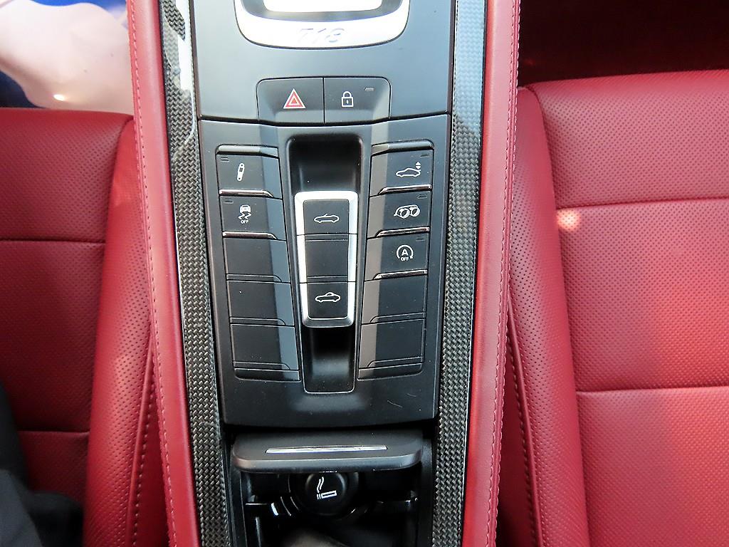 Porsche 718 2022 Rojo - Importación desde Corea - HF Imports Iquique - Foto 14