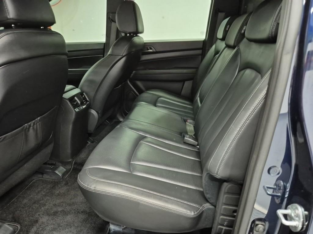 Ssangyong Rexton - Vista 12
