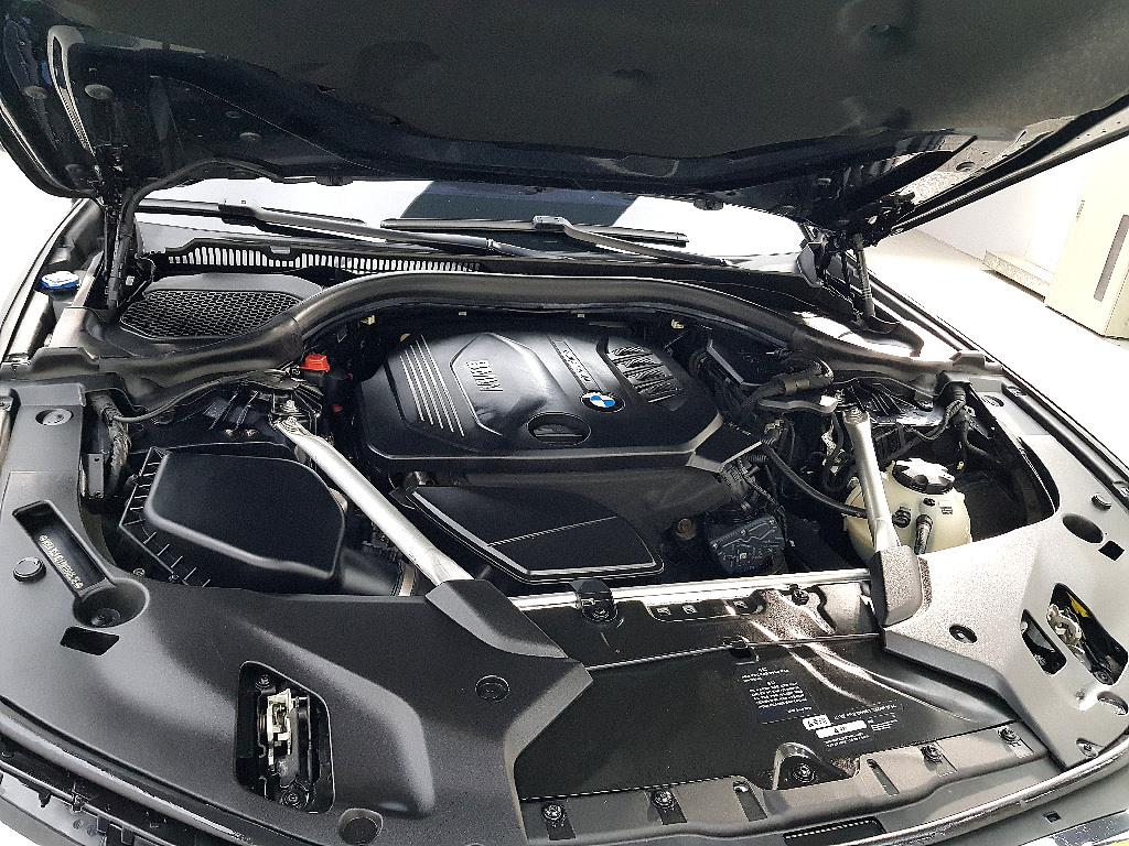 BMW 5 Series - Vista 6