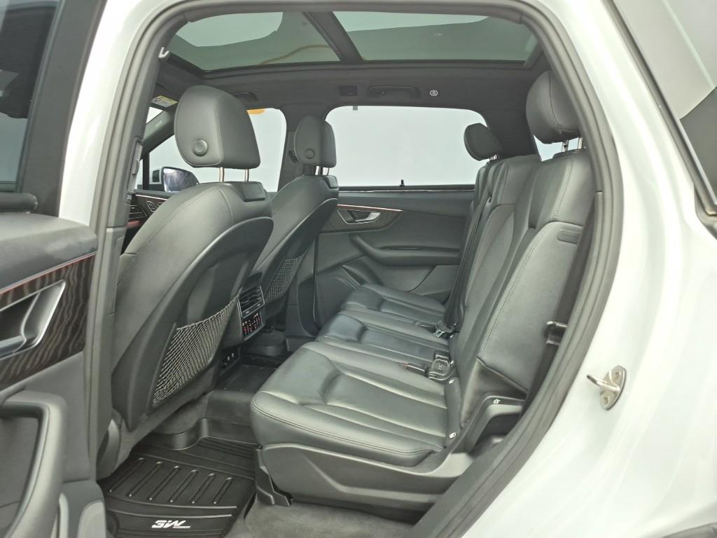 Audi Q7 - Vista 12