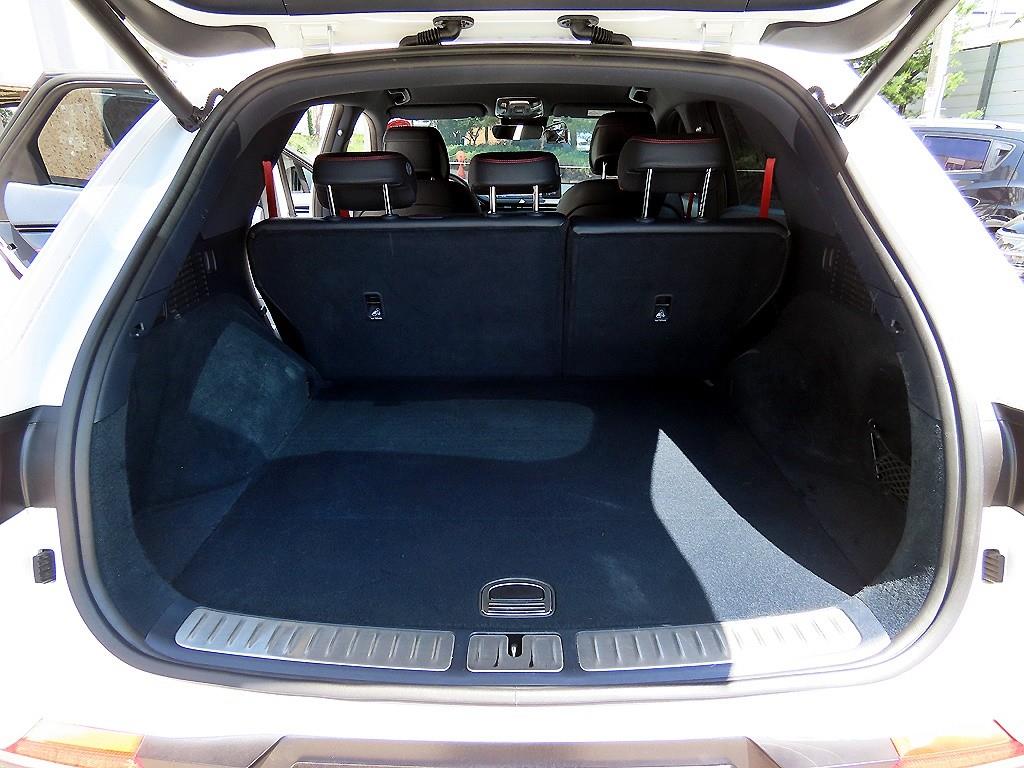 Genesis GV70 2021 Blanco - Importación desde Corea - HF Imports Iquique - Foto 17
