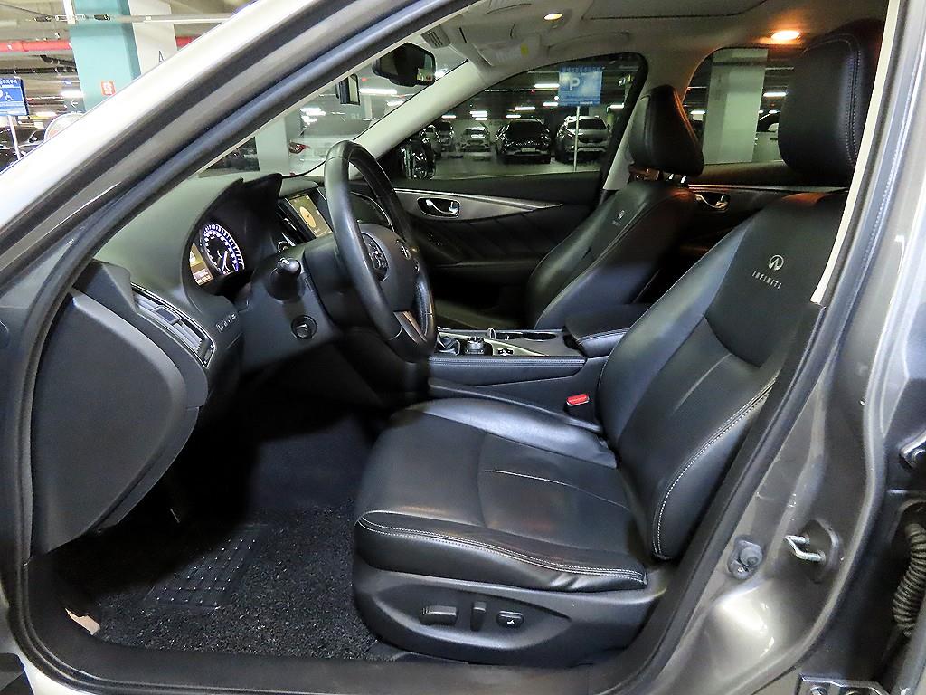 Infiniti Q - Vista 6