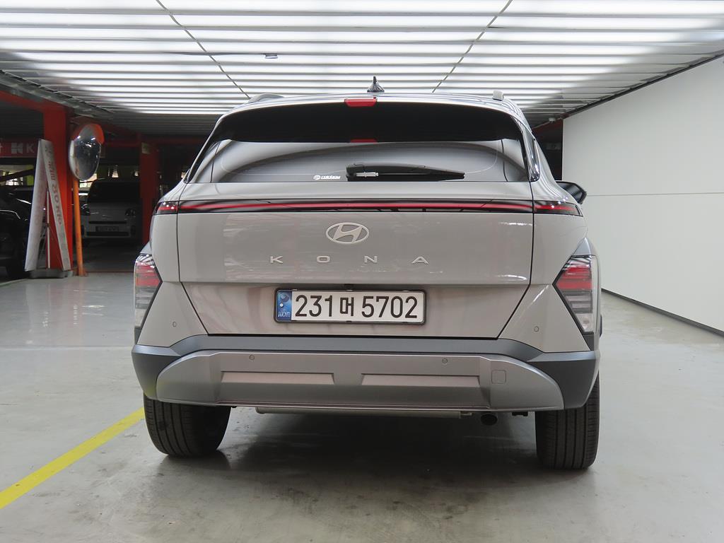 HYUNDAI Kona - Vista 3