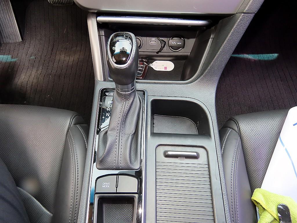HYUNDAI Sonata - Vista 10