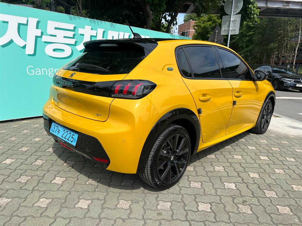 Peugeot 208 - Vista 3