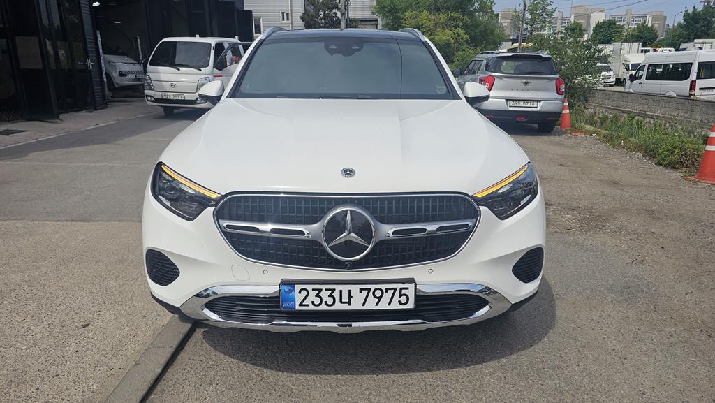 Mercedes Benz GLC Class 2026 Blanco - Importación desde Corea - HF Imports Iquique - Foto 1