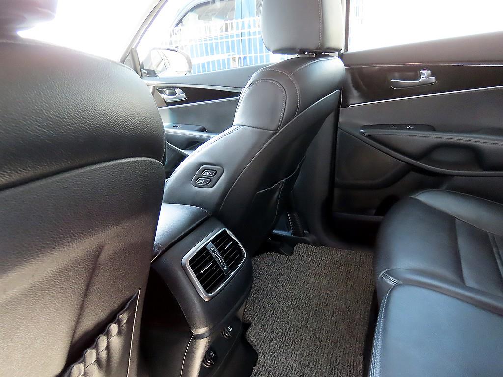 KIA Sorento 2019 Blanco - Importación desde Corea - HF Imports Iquique - Foto 17