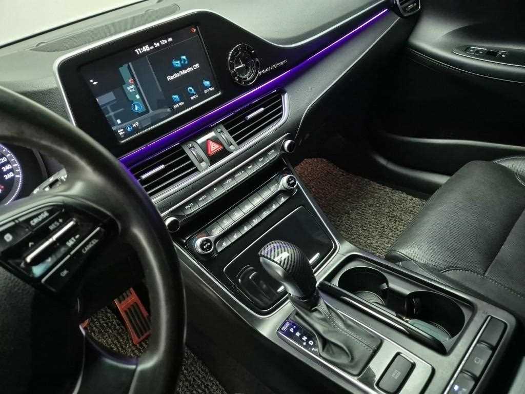 HYUNDAI Grandeur - Vista 10