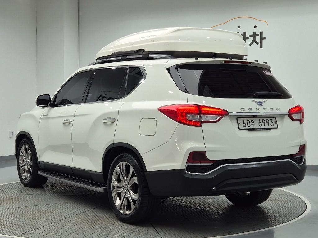 Ssangyong Rexton - Vista 3