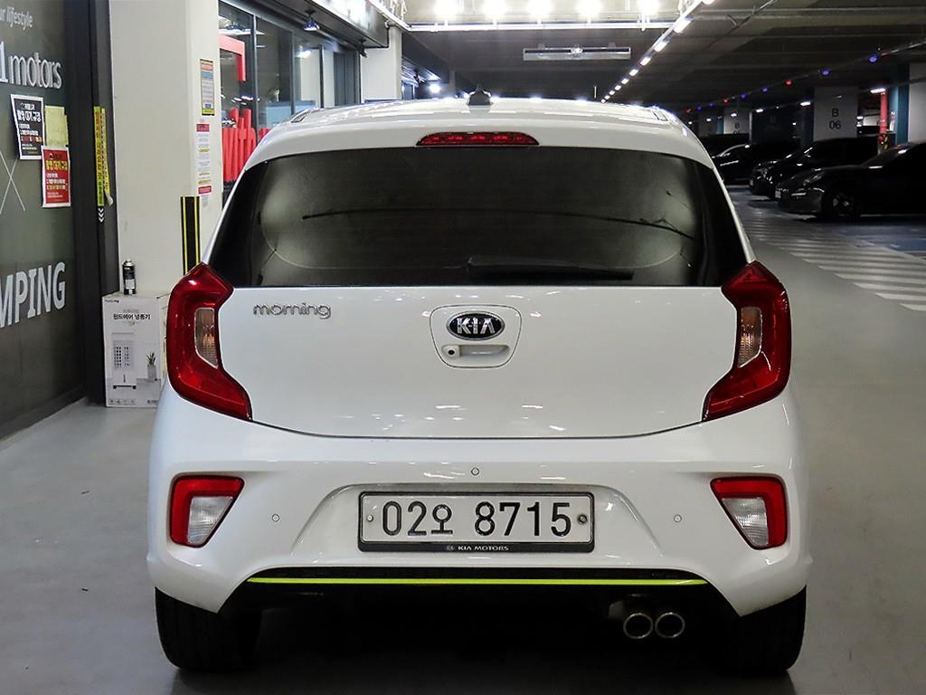 KIA Morning - Vista 5