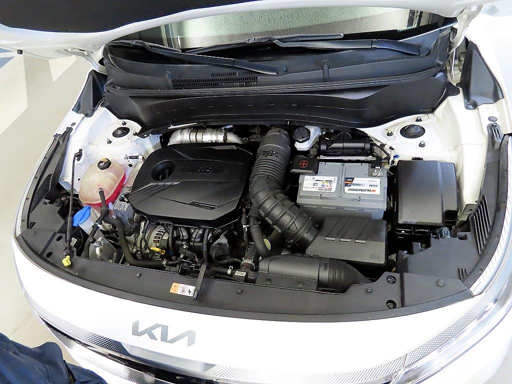 KIA Seltos 2022 Blanco - Importación desde Corea - HF Imports Iquique - Foto 19