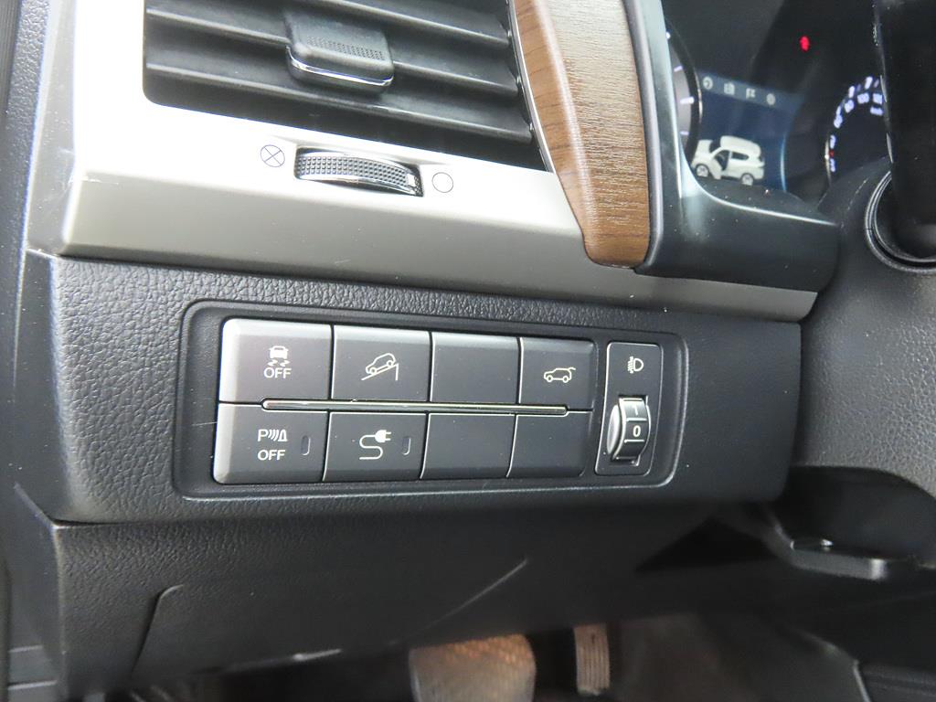 Ssangyong Rexton 2018 Negro - Importación desde Corea - HF Imports Iquique - Foto 16
