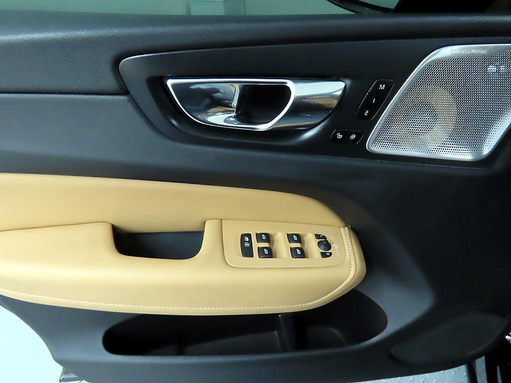 Volvo XC60 - Vista 11