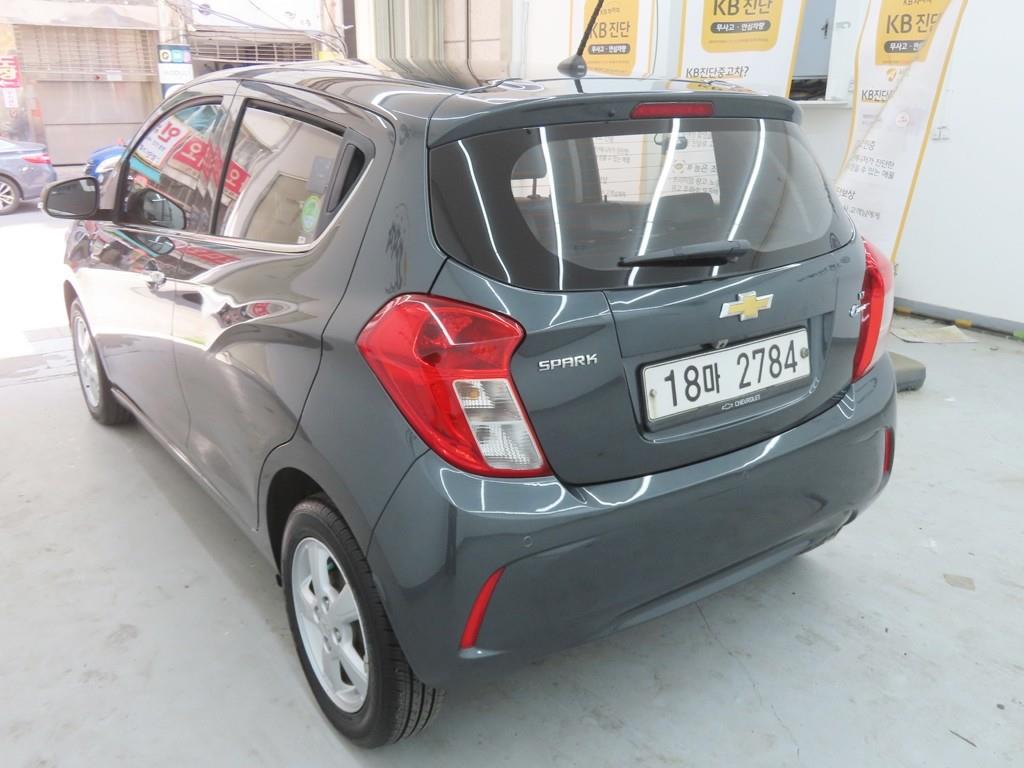 Chevrolet Spark - Vista 4