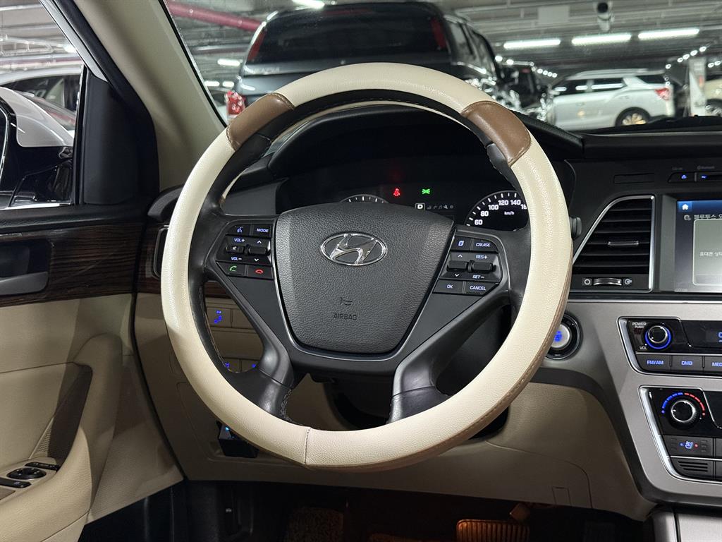HYUNDAI Sonata - Vista 9