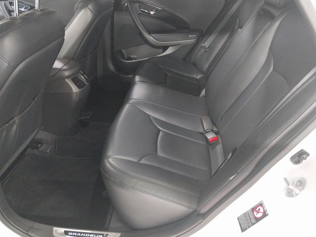 HYUNDAI Grandeur 2016 Blanco - Importación desde Corea - HF Imports Iquique - Foto 14
