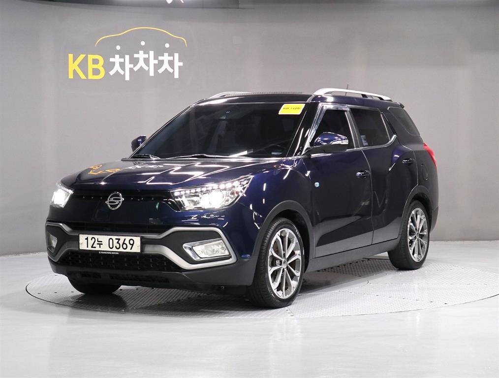 Ssangyong Tivoli 2017 Azul - Importación desde Corea - HF Imports Iquique - Foto 1