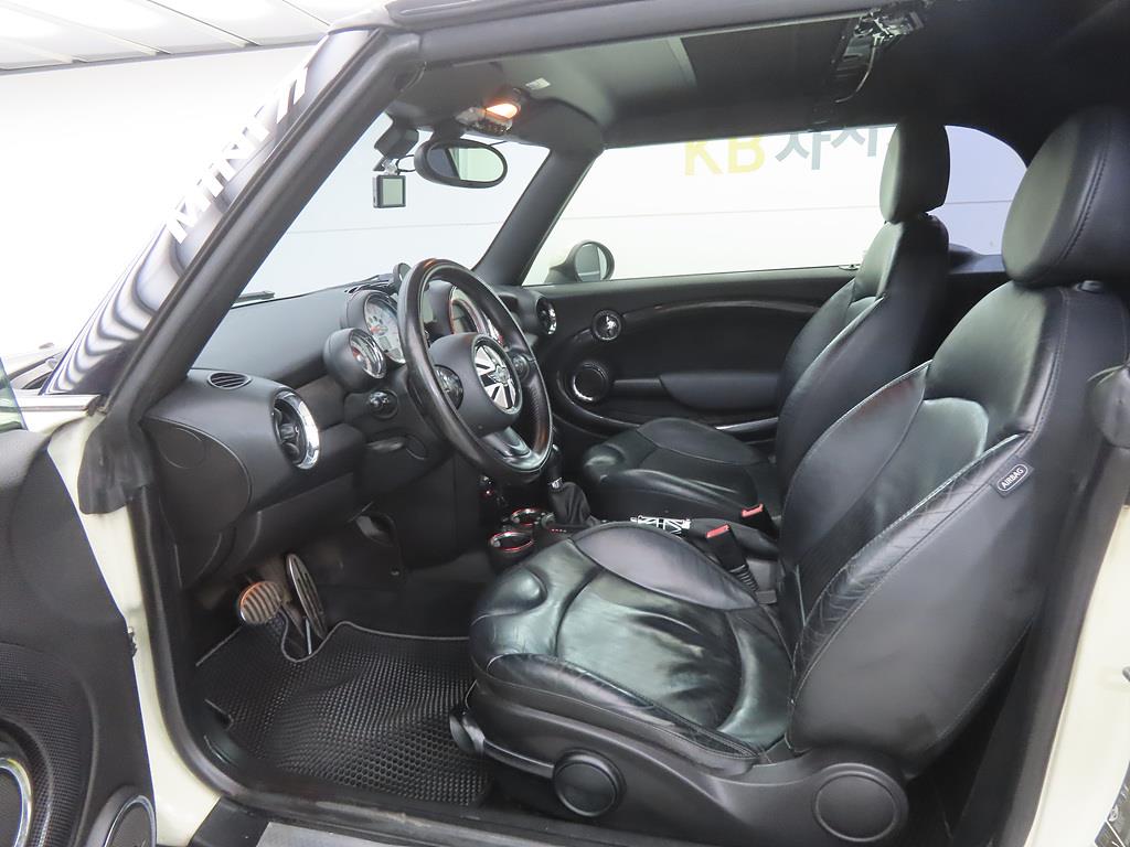 Mini Cooper Convertible - Vista 8