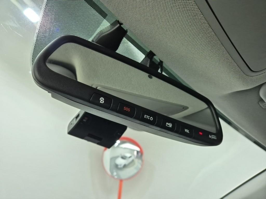 HYUNDAI Avante 2019 Blanco - Importación desde Corea - HF Imports Iquique - Foto 15