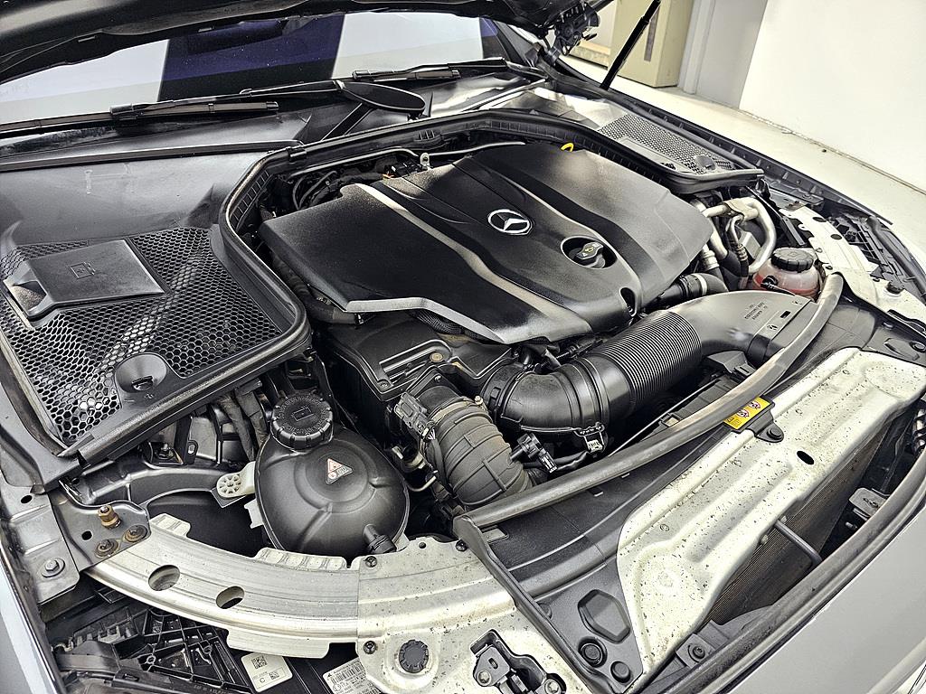 Mercedes Benz C Class - Vista 6