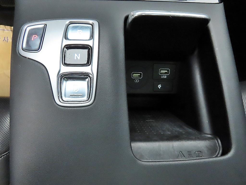 HYUNDAI Grandeur - Vista 10