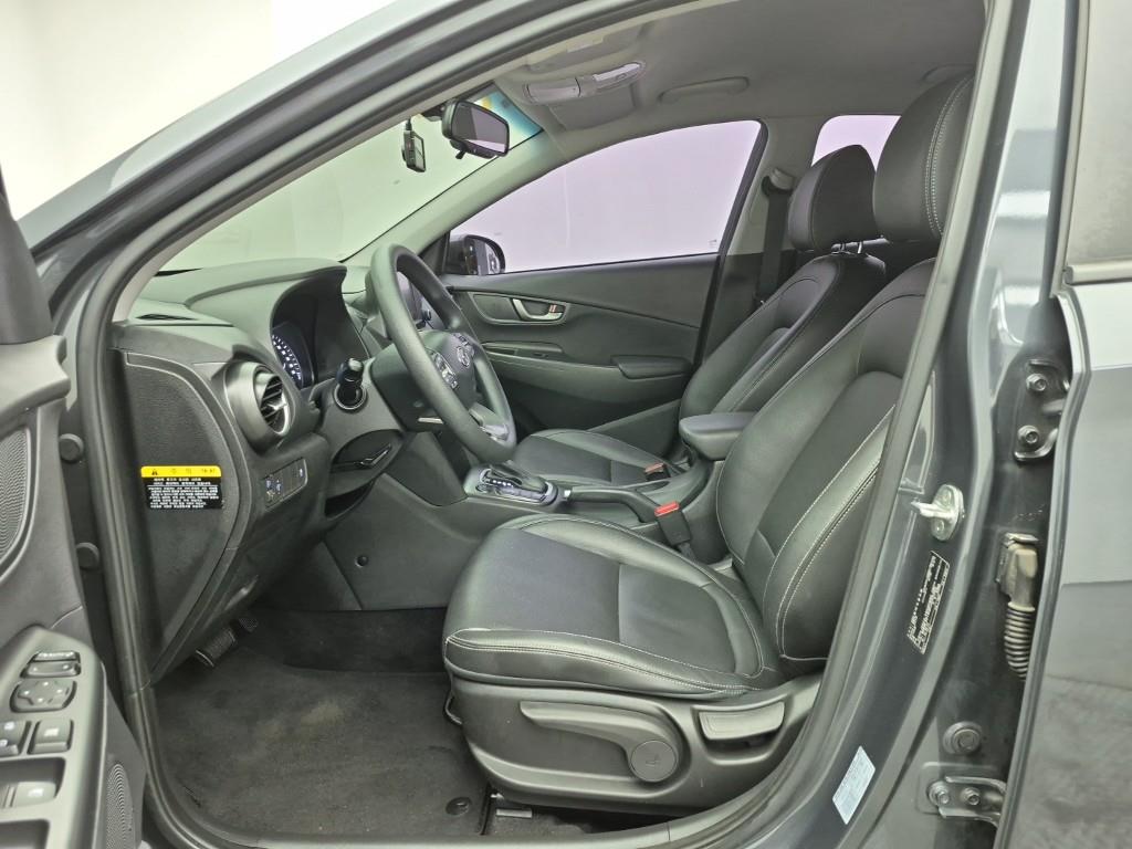 HYUNDAI Kona - Vista 11