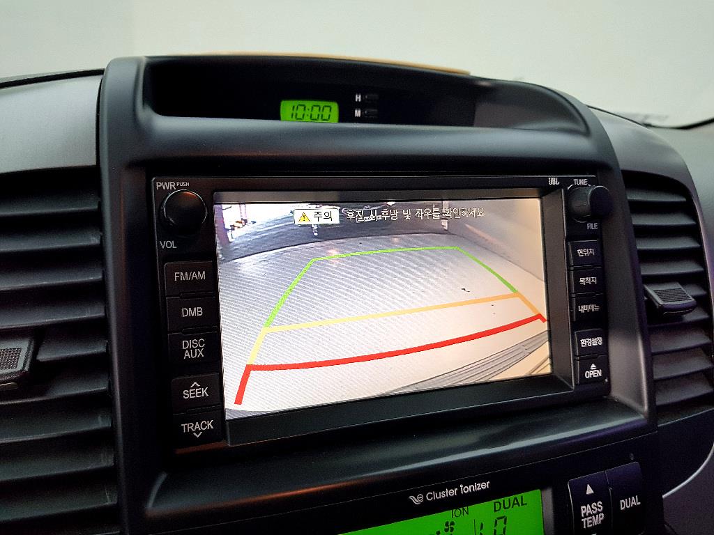 KIA Carnival - Vista 11