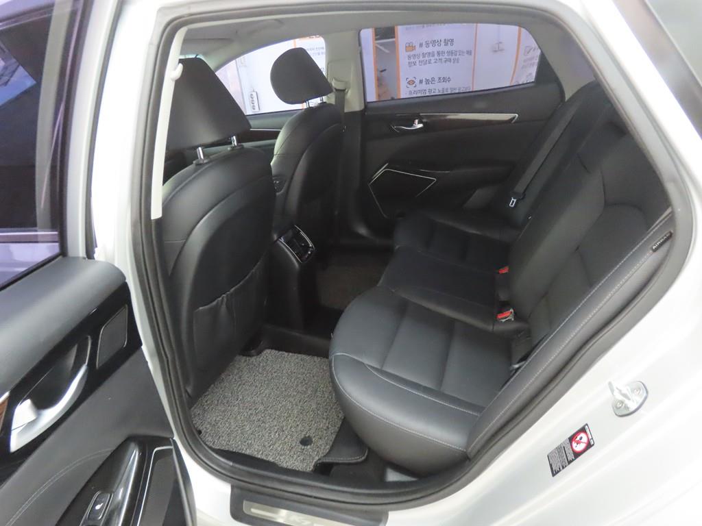 KIA K7 - Vista 6