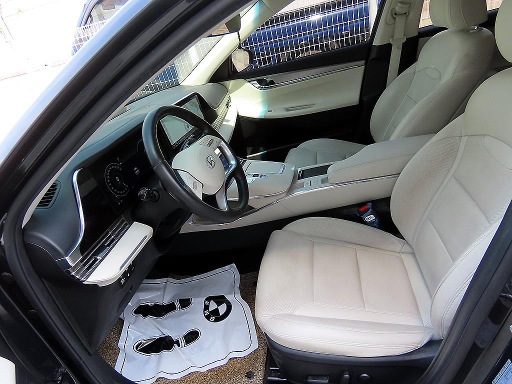 HYUNDAI Grandeur - Vista 5