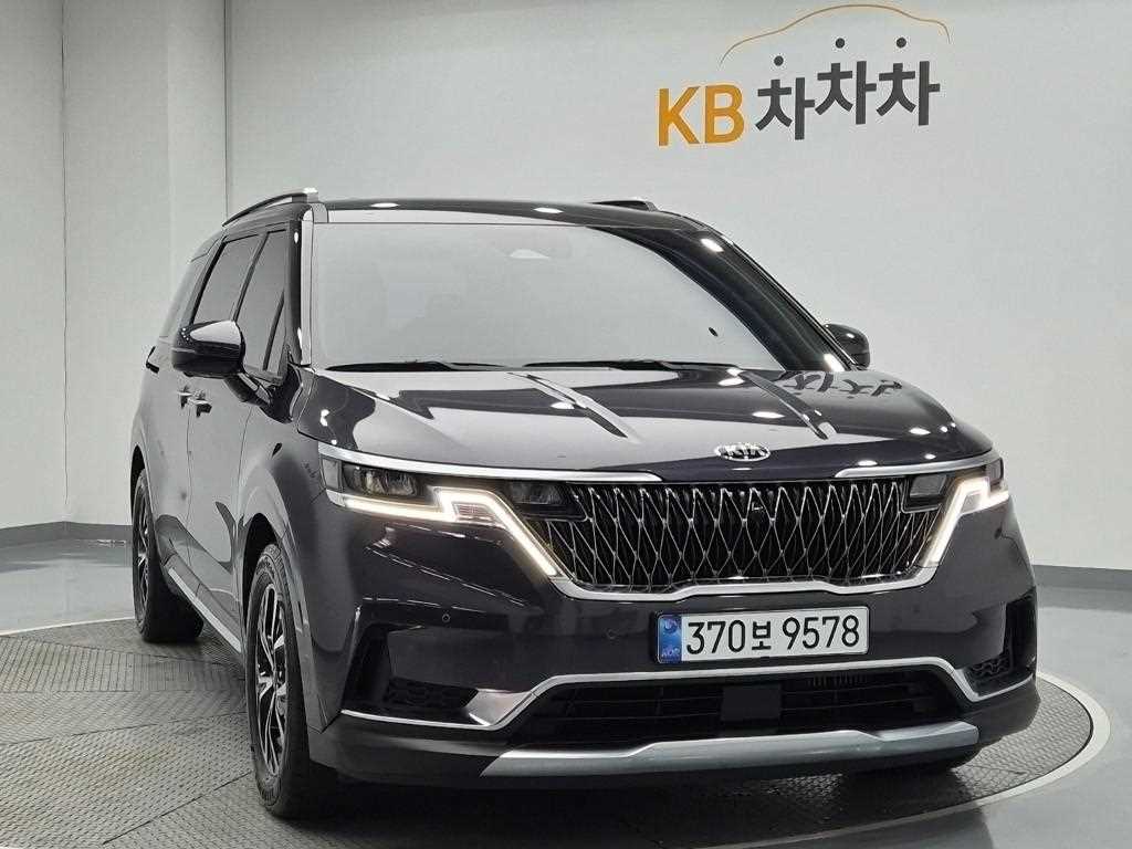 KIA Carnival - Vista 4