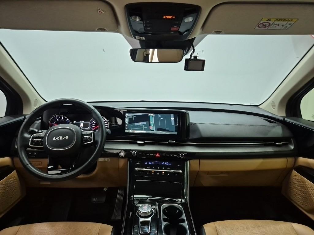 KIA Carnival - Vista 7
