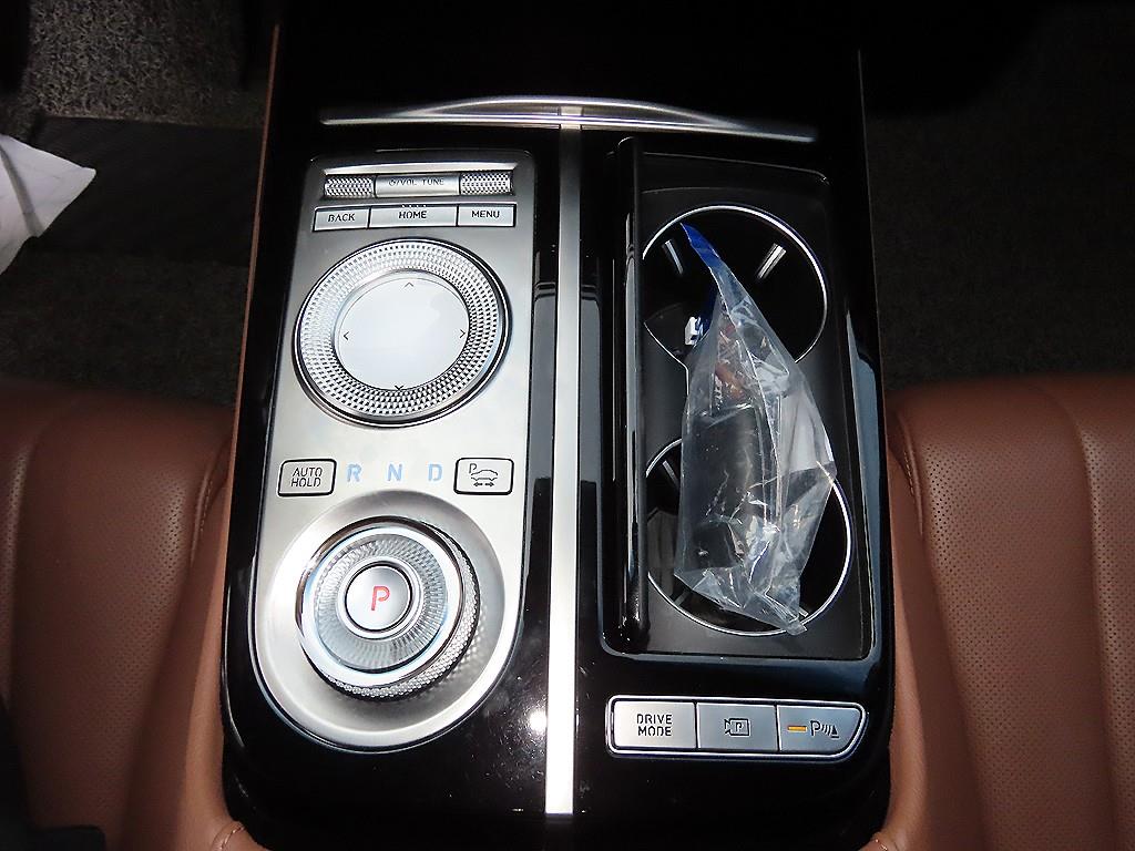 Genesis G80 - Vista 11