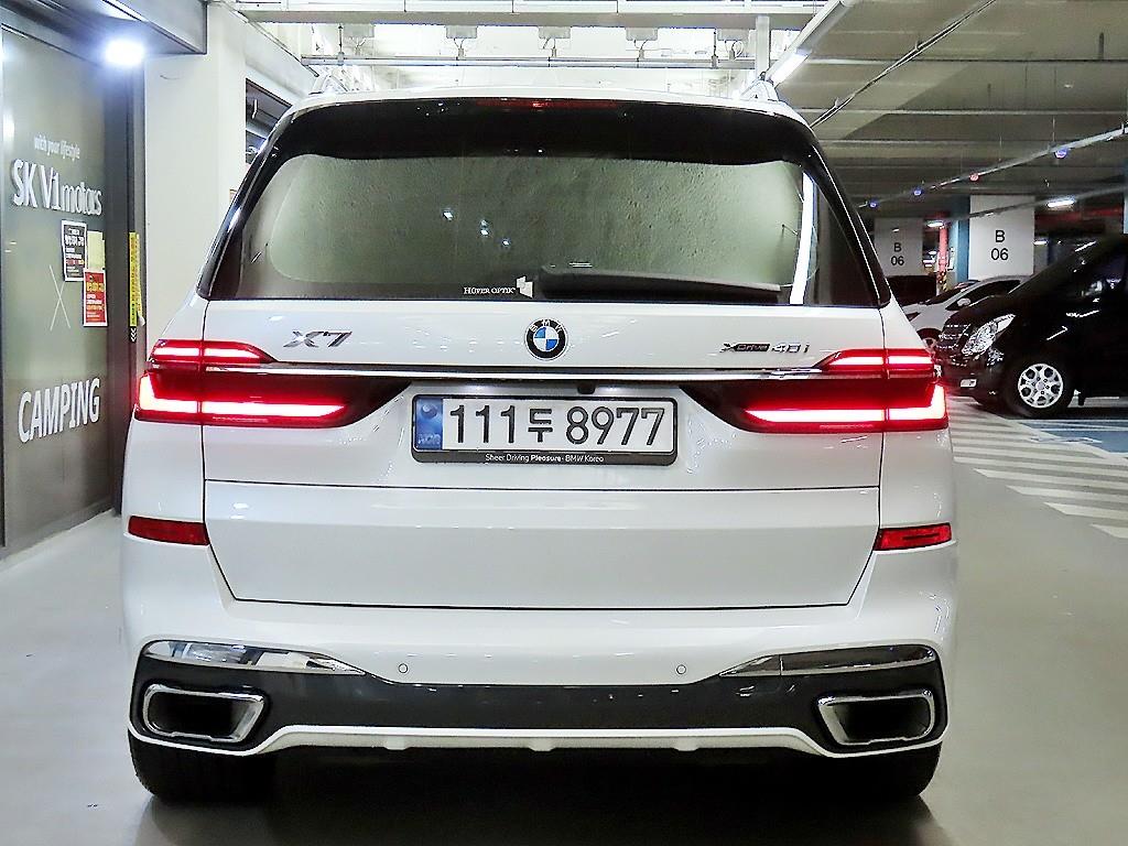BMW X7 - Vista 5
