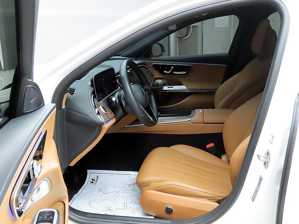 Mercedes Benz E class - Vista 5