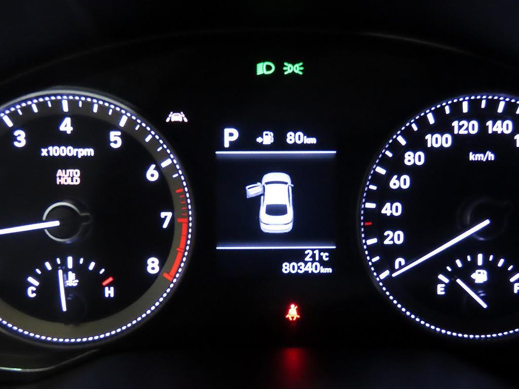 HYUNDAI Grandeur - Vista 9