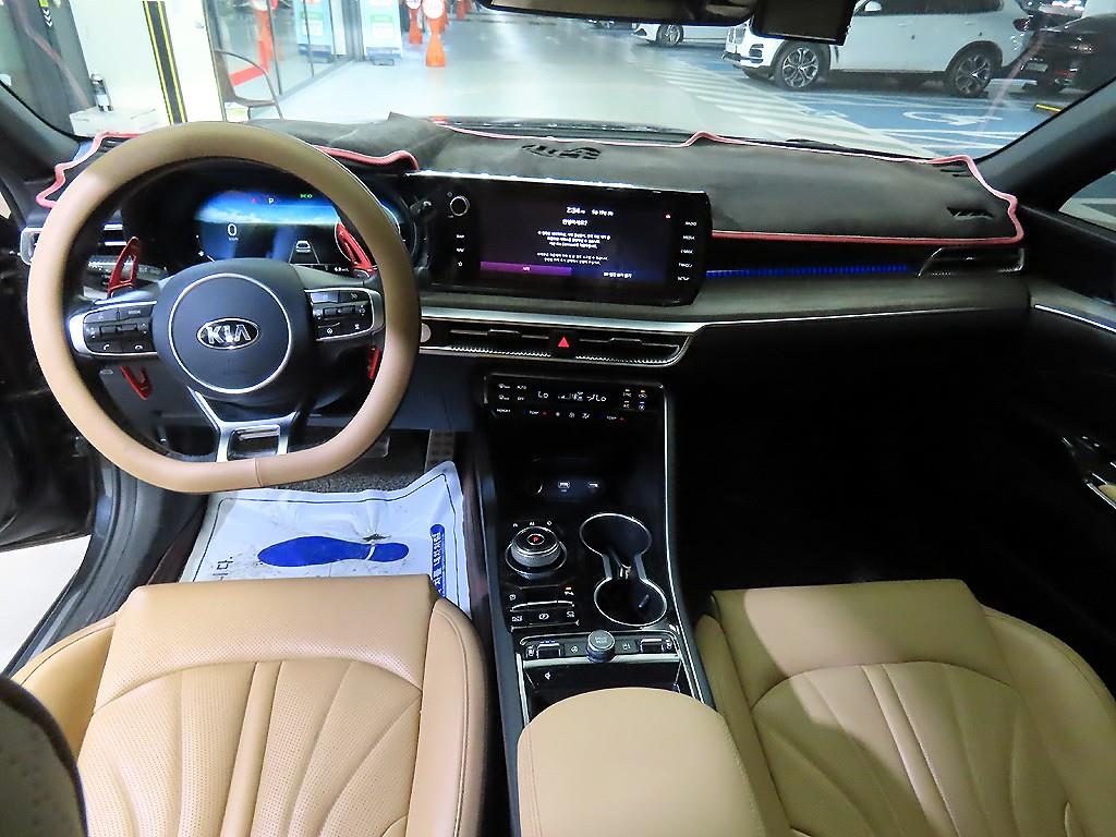KIA K5 - Vista 10