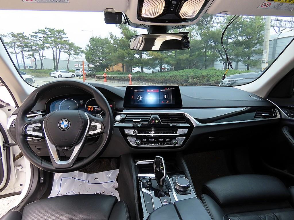 BMW 5 Series - Vista 7