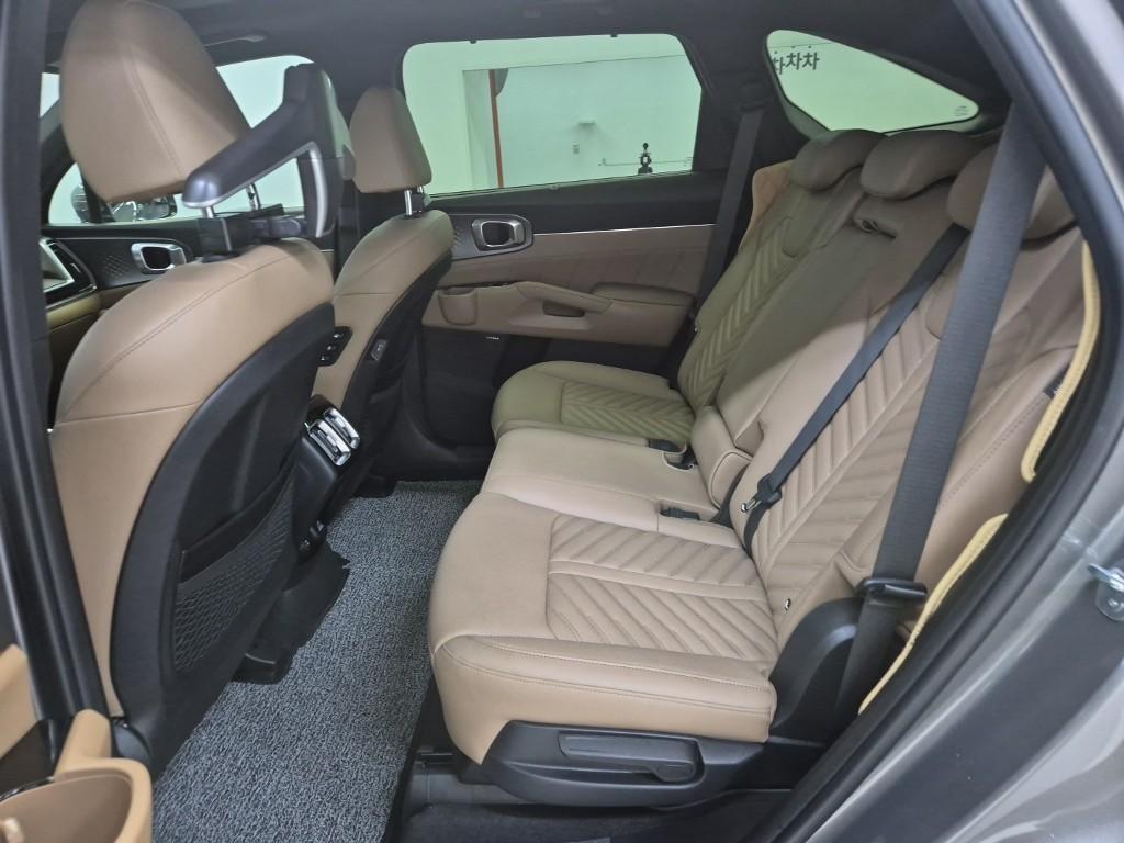 KIA Sorento - Vista 8