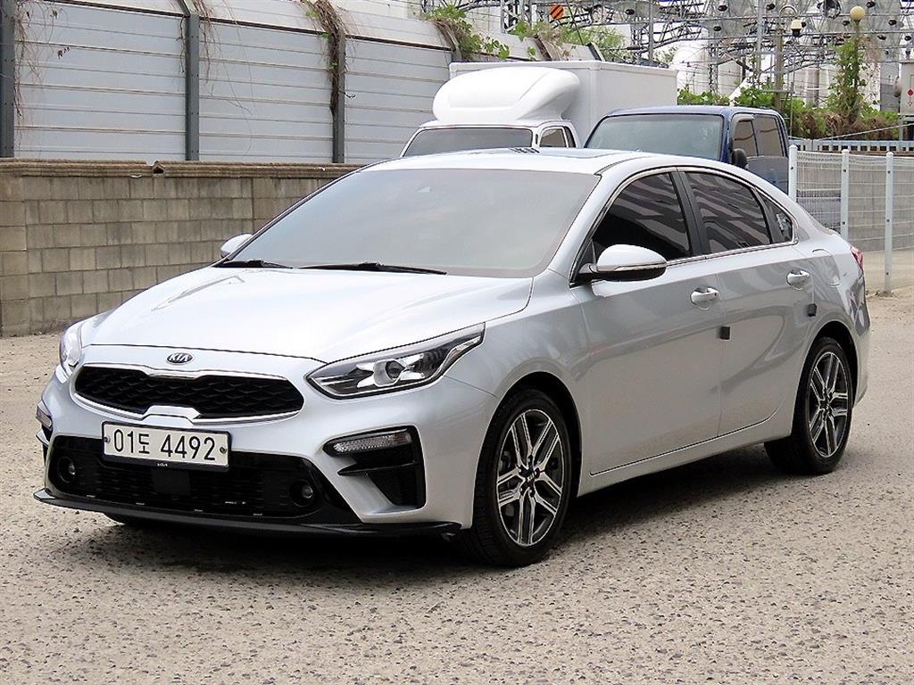 KIA K3 2019 Plateado - Importación desde Corea - HF Imports Iquique - Foto 1