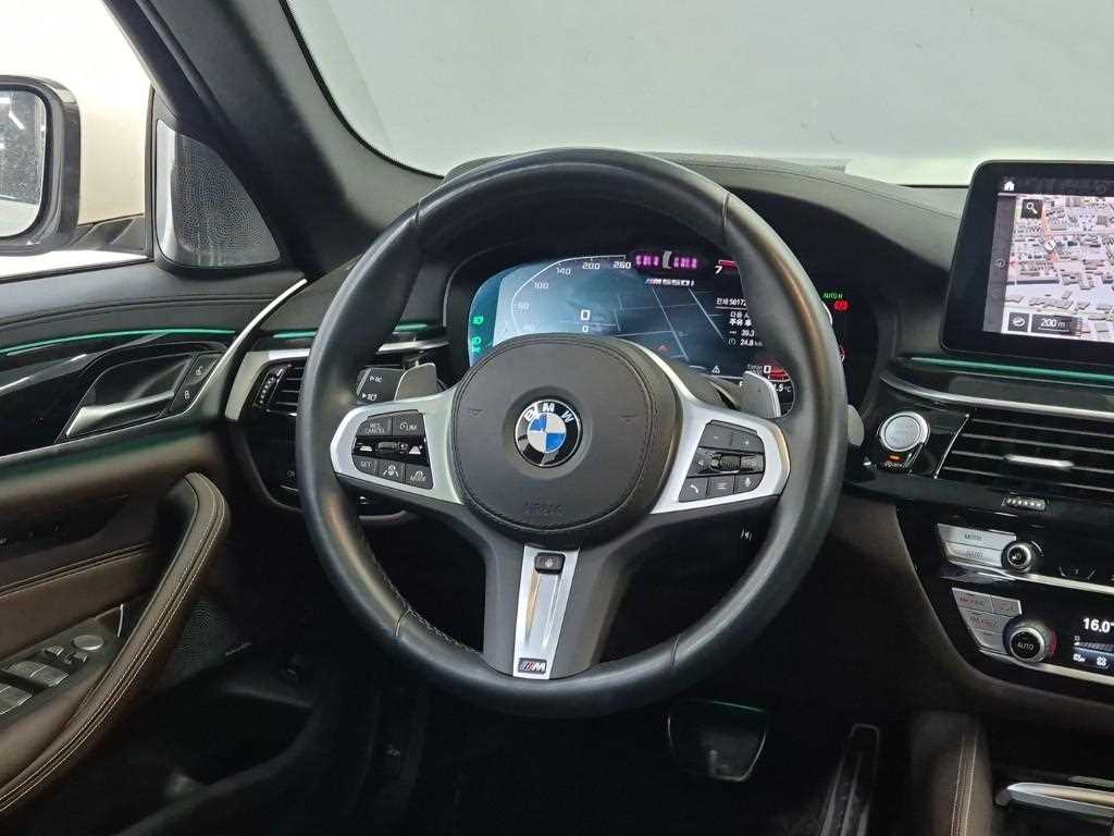 BMW 5 Series - Vista 9