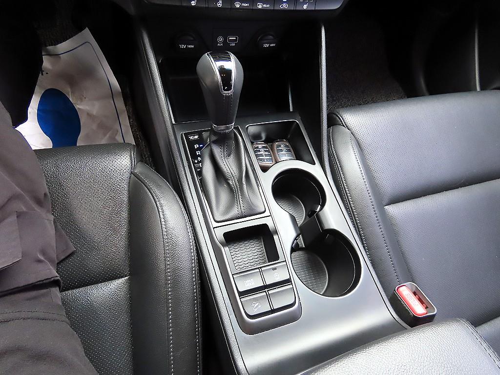 HYUNDAI Tucson - Vista 10