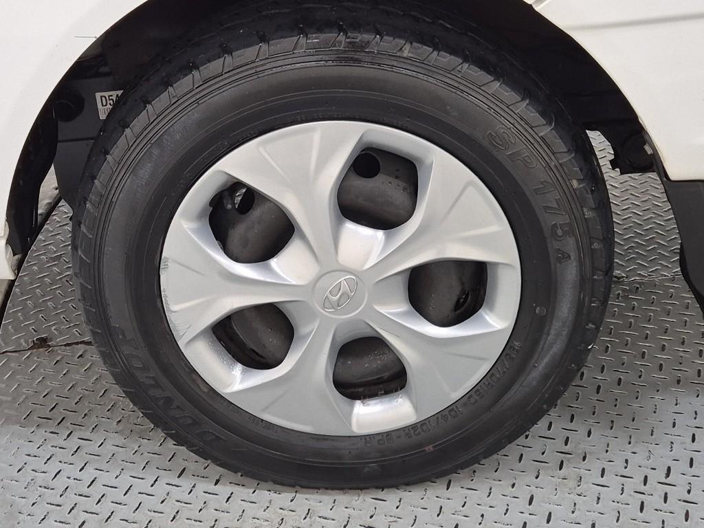 Small Truck Cargo (small) 2022 Blanco - Importación desde Corea - HF Imports Iquique - Foto 18